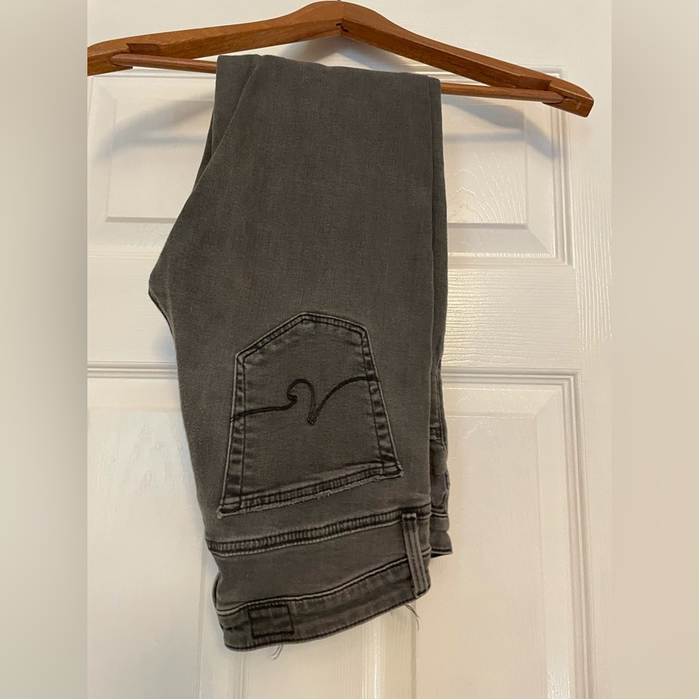 AG Adriano Goldshmeid black cropped jeans "the Stevie Capri"
